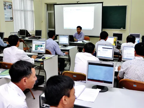 Bổ sung nội dung, mức chi đào tạo, bồi dưỡng công chức, viên chức từ xa