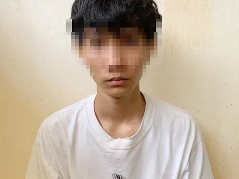 Nam sinh viên dùng clip nhạy cảm tống tiền nữ sinh cấp 3