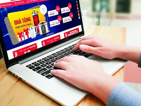 Ngăn chặn hành vi lợi dụng thương mại điện tử để buôn lậu, gian lận thương mại