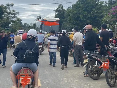 Người đàn ông tử vong bất thường trên xe khách ở Đắk Lắk