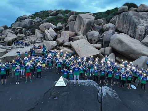 150 nhân viên VPBank băng rừng, vượt sa mạc đi… ‘săn mặt trời’