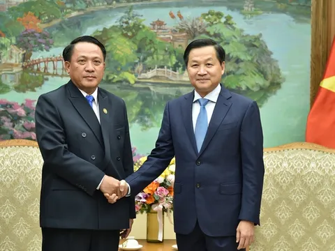 Phó Thủ tướng Lê Minh Khái tiếp Bộ trưởng Tài chính Lào