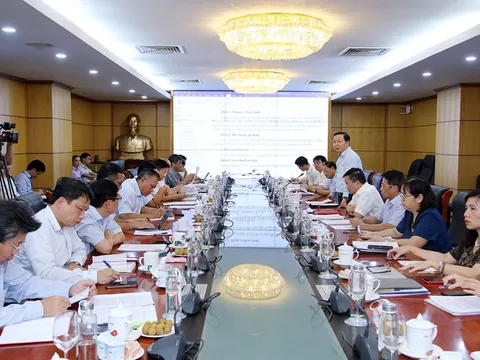 Ba Bộ trưởng họp về hoàn thiện dự án Luật Đất đai (sửa đổi)