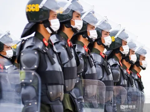 Đề xuất bốn trường hợp Cảnh sát cơ động được kiểm tra người, phương tiện