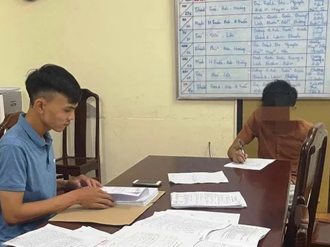 Bắt giữ nam thanh niên tống tiền người tình đã có chồng