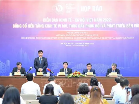 Ngày 18/9, diễn ra Diễn đàn kinh tế - xã hội Việt Nam 2022