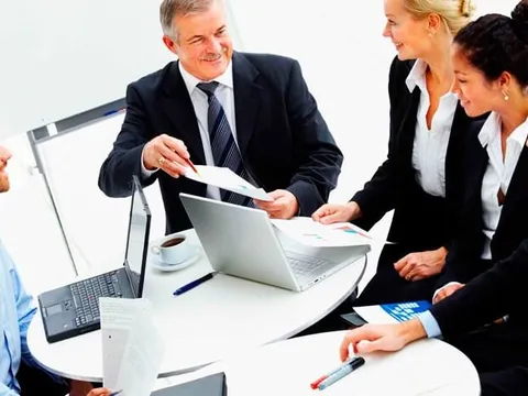 Luật sư định hướng nghề pháp chế doanh nghiệp và góc nhìn tổng quan