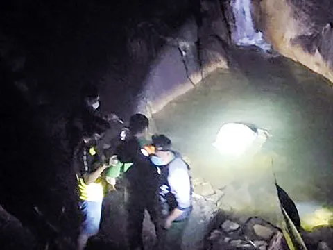 Phát hiện thi thể nam giới phân hủy trong bao tải ở Khánh Hòa