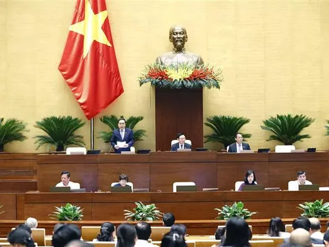 Ngày 25/10, Quốc hội tiếp tục thảo luận tại hội trường về các dự án luật