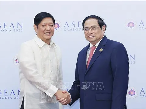 Thủ tướng Phạm Minh Chính gặp Tổng thống Philippines
