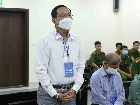 Cựu Thứ trưởng Bộ Y tế Cao Minh Quang bị đề nghị mức án từ 30 - 36 tháng tù treo