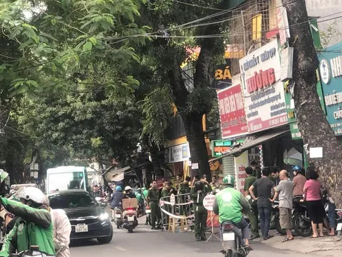 Hà Nội: Điều tra vụ người phụ nữ bị đâm tử vong trên phố Hoàng Hoa Thám