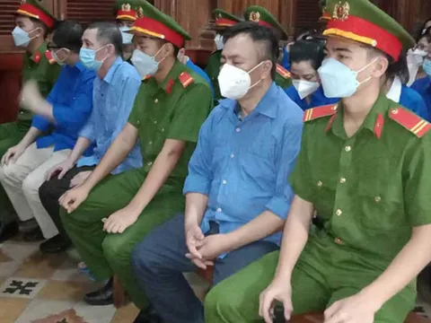 Cựu Giám đốc Bệnh viện Mắt Tp.HCM lãnh 7 năm tù