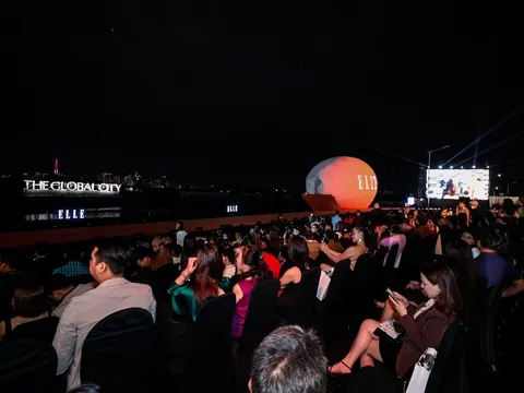 Sàn diễn đặc biệt tạo nên thành công của ELLE Fashion Show 2022
