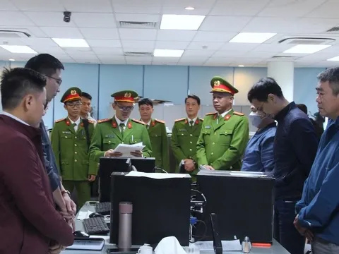 Công an khám xét Phòng kiểm định xe cơ giới, Cục Đăng kiểm Việt Nam