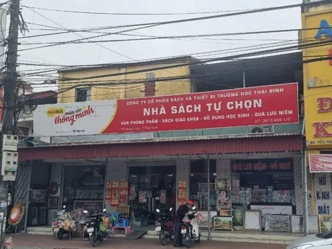 Bắt chủ nhà sách bán hơn 90.000 quyển sách giáo khoa giả ở Thái Bình