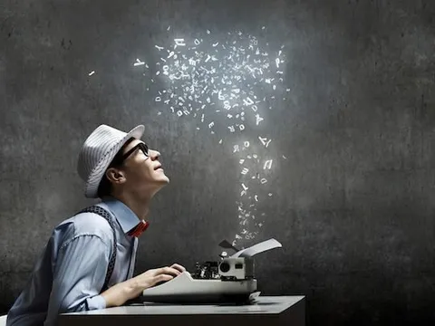 'Xã hội bội thực thơ dở' – Mệnh đề đúng hay sự vô can?