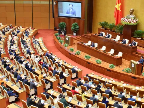 Xem xét, phê chuẩn miễn nhiệm, bổ nhiệm một số thành viên Chính phủ