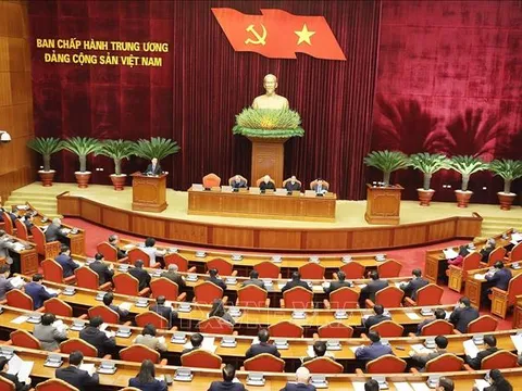 Ban Chấp hành Trung ương Đảng đồng ý để đồng chí Nguyễn Xuân Phúc thôi giữ các chức vụ