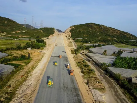 Xử nghiêm nhà thầu vi phạm chuyển nhượng thầu