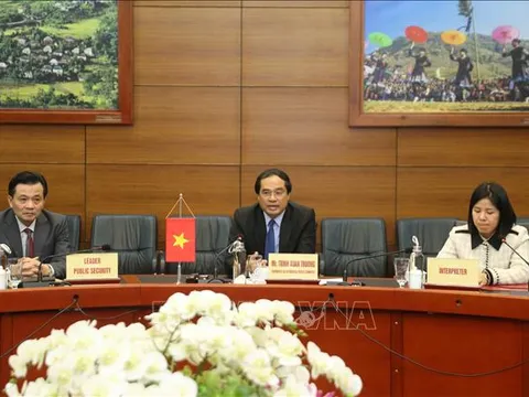 Trao đổi kinh nghiệm trong đấu tranh phòng, chống mua bán người