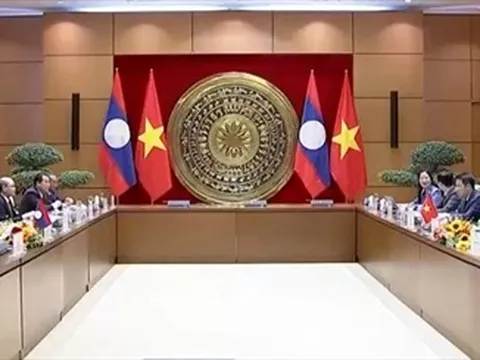 Không ngừng củng cố tin cậy, gắn bó giữa hai Quốc hội Việt Nam - Lào