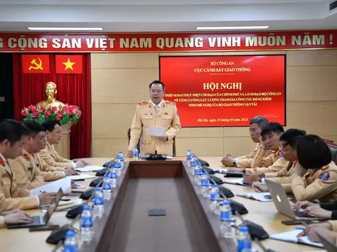 Từ 11/3, Cảnh sát giao thông hỗ trợ trung tâm đăng kiểm, giải quyết tình trạng quá tải