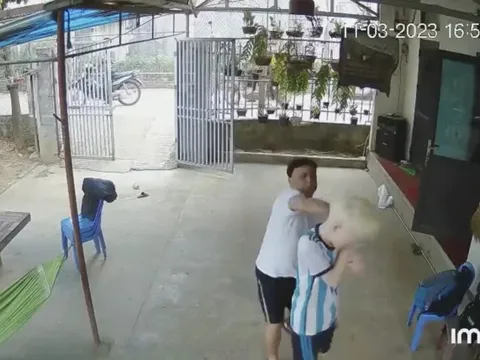 Điều tra vụ bé trai 14 tuổi bị ông nội của bạn hành hung ở Hà Nội