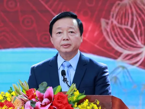 Báo chí phải thay đổi tư duy, cách làm để đẩy nhanh chuyển đổi số