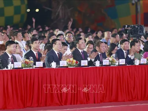 Chủ tịch Quốc hội Vương Đình Huệ dự Lễ khai mạc Năm Du lịch Quốc gia 2023