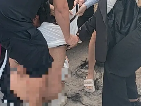 Một phụ nữ bị hành hung, cắt tóc, lột quần áo giữa đường ở Bình Dương