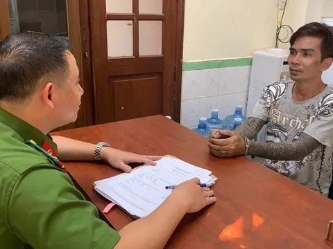 Khởi tố, bắt tạm giam nhân tình của mẹ bé trai 3 tuổi nghi bị ép hút ma túy