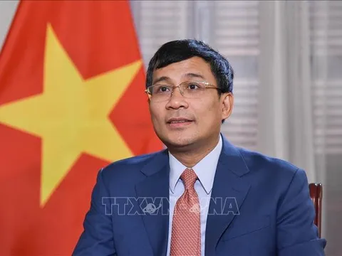 Thứ trưởng Bộ Ngoại giao tiếp Trưởng Đại diện JICA Nhật Bản tại Việt Nam