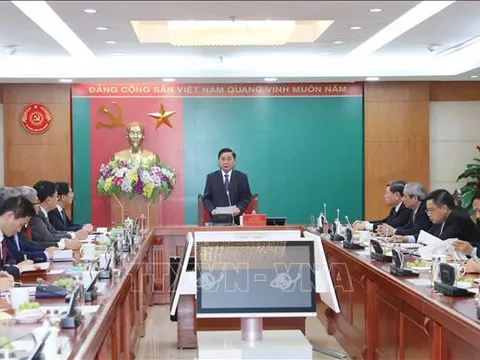 Thực hiện tốt công tác kiểm tra, giám sát của Đảng trong các cơ quan đại diện Việt Nam ở nước ngoài