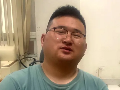 Khởi tố người nước ngoài lái xe máy gây tai nạn chết người ở Quảng Ninh