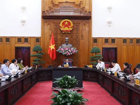 Thủ tướng Phạm Minh Chính làm việc với các bộ, ngành về tín dụng, ngân hàng