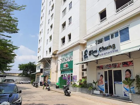 TP.HCM: Vợ tử vong trong căn hộ, chồng ‘rơi lầu’ chung cư bị thương