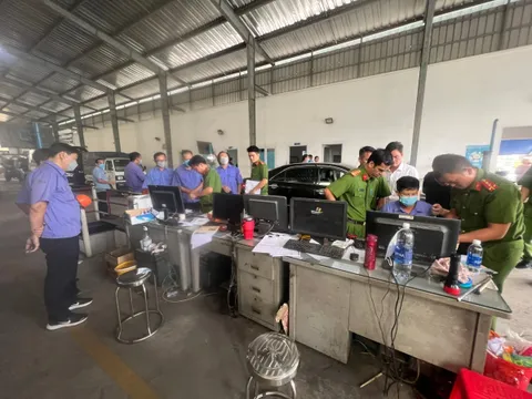 Bắt khẩn cấp Giám đốc Trung tâm Đăng kiểm xe cơ giới Đồng Nai