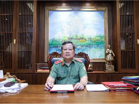 Đề xuất sửa đổi một loạt quy định về hộ chiếu, thị thực