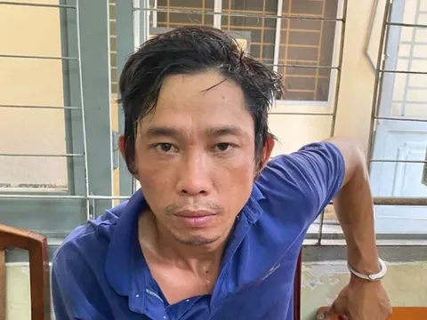 TP.HCM: Bắt kẻ cướp giật cầm dao đe dọa người truy đuổi