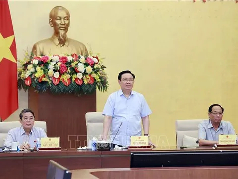 Các chuyên gia kinh tế đánh giá về tình hình kinh tế, xã hội