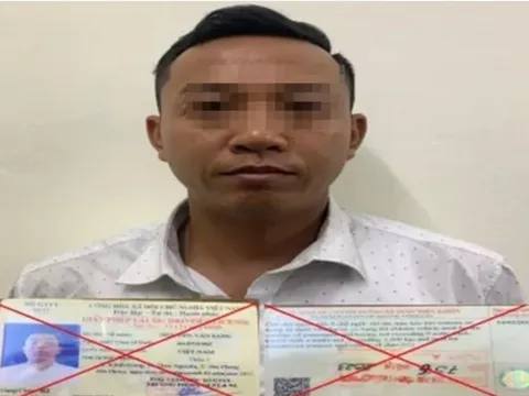 Khởi tố tài xế chạy quá tốc độ, sử dụng giấy phép lái xe giả