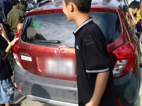 Khởi tố vụ án, tạm giữ hình sự 3 công an bắn chết dê của dân