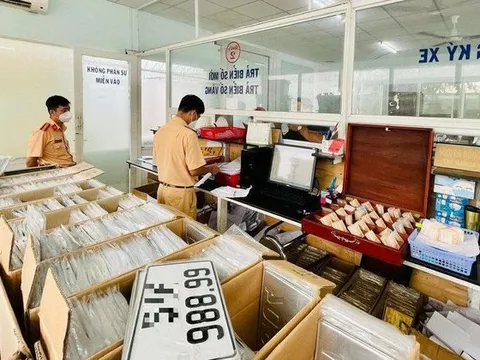 Từ 1/7, các bước thực hiện đấu giá biển số xe ô tô như thế nào?