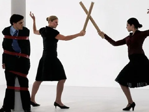 'Đánh ghen'- thắng mà thua