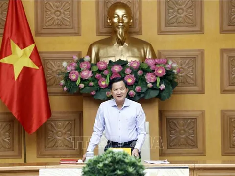 Hoàn thiện dự thảo Báo cáo trình Bộ Chính trị về tình hình kinh tế - xã hội 6 tháng đầu năm