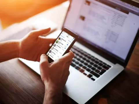 Đề xuất xác thực tài khoản người dùng mạng xã hội qua số điện thoại di động