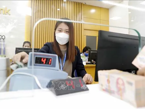 Ban hành Nghị quyết về tháo gỡ khó khăn cho sản xuất kinh doanh