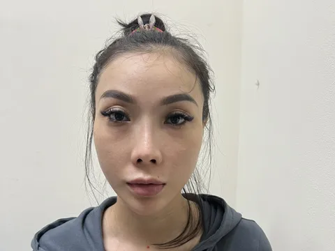 Bắt giữ 'nữ quái' trốn truy nã về hành vi mua bán người dưới 16 tuổi