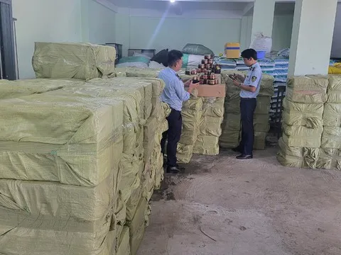 Phát hiện 4 tấn shisha nhập lậu đang trên đường tiêu thụ ở Phú Yên